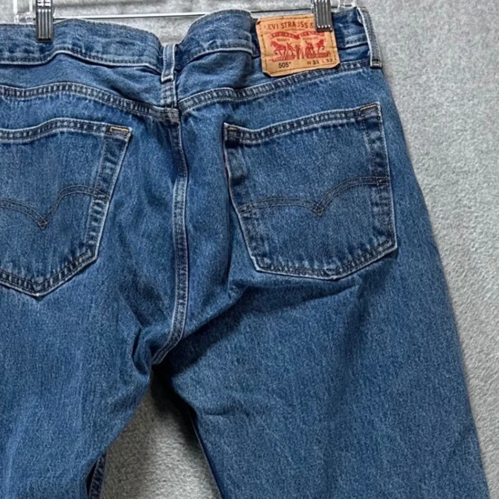 Levi's Jeans 505 Mens 36x30 Blue Denim Classic Minimalist